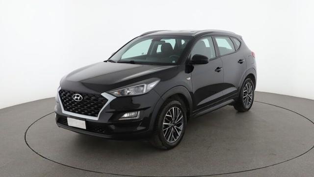 Hyundai TUCSON 1.7 CRDi Comfort usato a MARIGLIANO