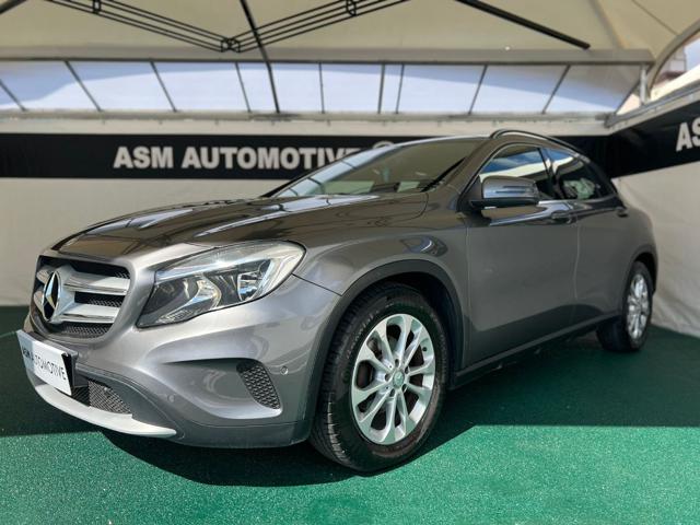 Mercedes-Benz GLA 200 d Business - foto 3 di 4
