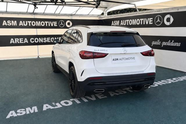 Mercedes-Benz GLA 200 d Automatic AMG Line Premium - foto 4 di 4
