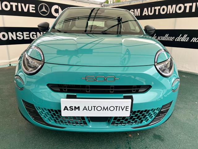 Fiat 600 Hybrid 110 CV DCT MHEV Pop - foto 2 di 4