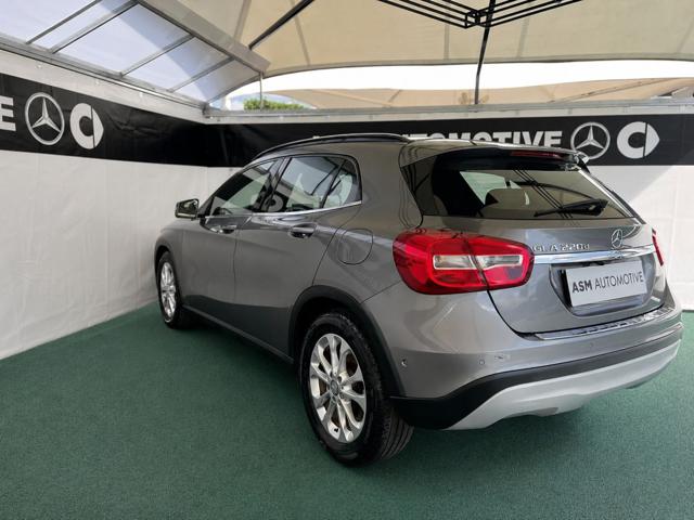 Mercedes-Benz GLA 220 d Business - foto 4 di 4