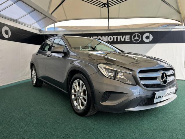 Mercedes-Benz GLA 220 d Business usato a MARIGLIANO