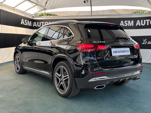 Mercedes-Benz GLA 250 e hybrid EQ AMG Line Advanced Plus - foto 3 di 4
