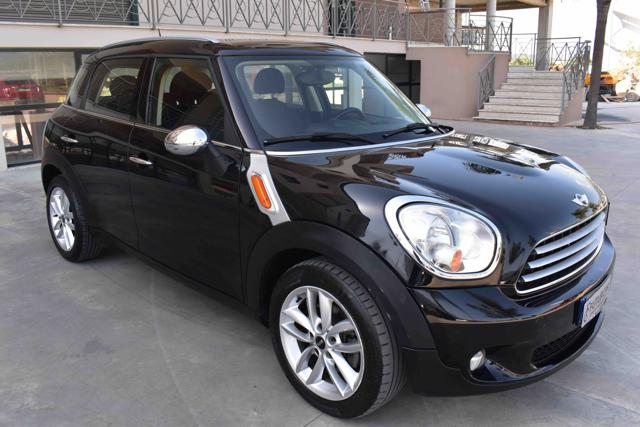 MINI Cooper D Cooper D - foto 2 di 4