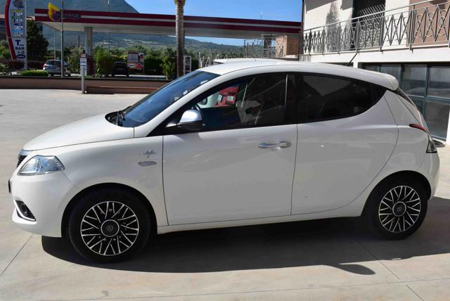 Lancia Ypsilon 1.3 MJT 16V 95 CV 5 porte S&S Mya - foto 4 di 4