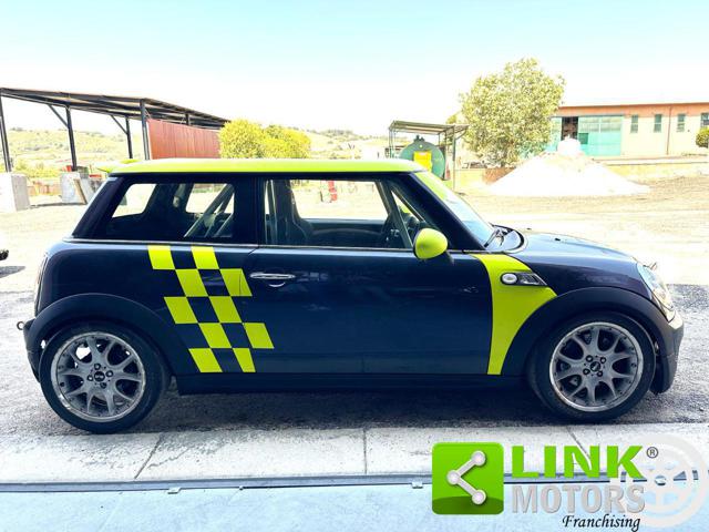 MINI John Cooper Works R56 Racing Pronta gara / Passaporto elettronico - foto 4 di 4