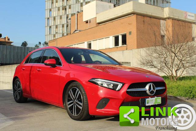Mercedes-Benz A 180 Premium , Tagliandi certificati, Batteria nuova - foto 2 di 4
