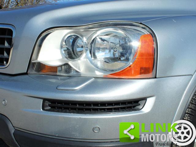 Volvo XC90 2.4 D5 / Automatica / AWD / Executive, del 2007, 205.000 km, in vendita a Roma (RM)