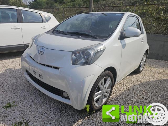 Toyota iQ 1.3 executive keyless euro 5 usato a ROMA