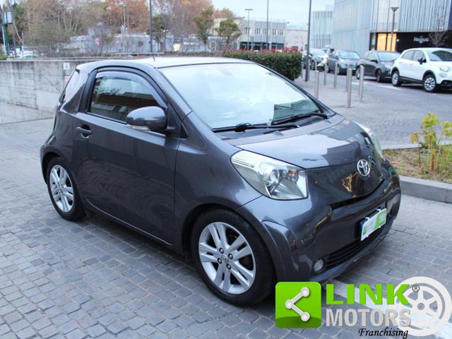 Toyota iQ 1.3 executive/keyless /clima aut/scarico sport - foto 2 di 4