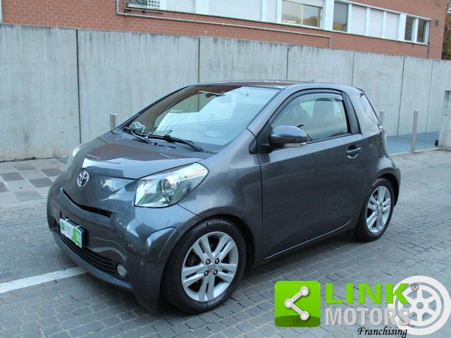 Toyota iQ 1.3 executive/keyless /clima aut/scarico sport usato a ROMA