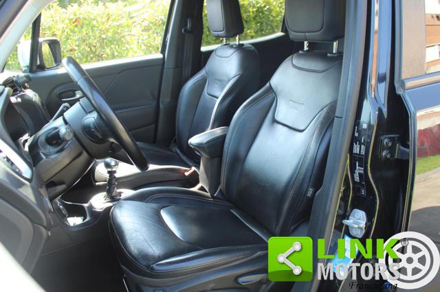 Jeep Renegade 2.0 Mtj Limited 140CV 4WD,Carbon black - foto 3 di 4