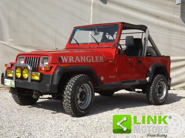 Jeep Wrangler 2.5 Laredo in ordine di carrozzeria e meccanica usato a BORGO VENETO