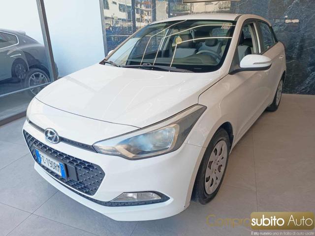 Hyundai i20 1.2 5 porte Style GPL - foto 3 di 4