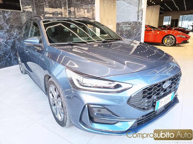 Ford Focus 1.0 EcoBoost Hybrid 125 CV Powershift SW ST-Line - foto 2 di 4