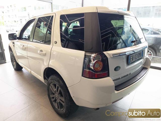 Land Rover Freelander 2.2 TD4 S.W. HSE Luxury - foto 3 di 4