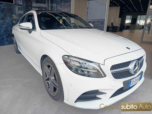 Mercedes-Benz C 220 d Auto Coupé Premium Plus - foto 2 di 4