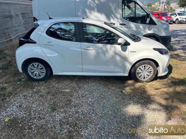 Toyota Yaris 1.5 Hybrid 5 porte Trend - foto 4 di 4