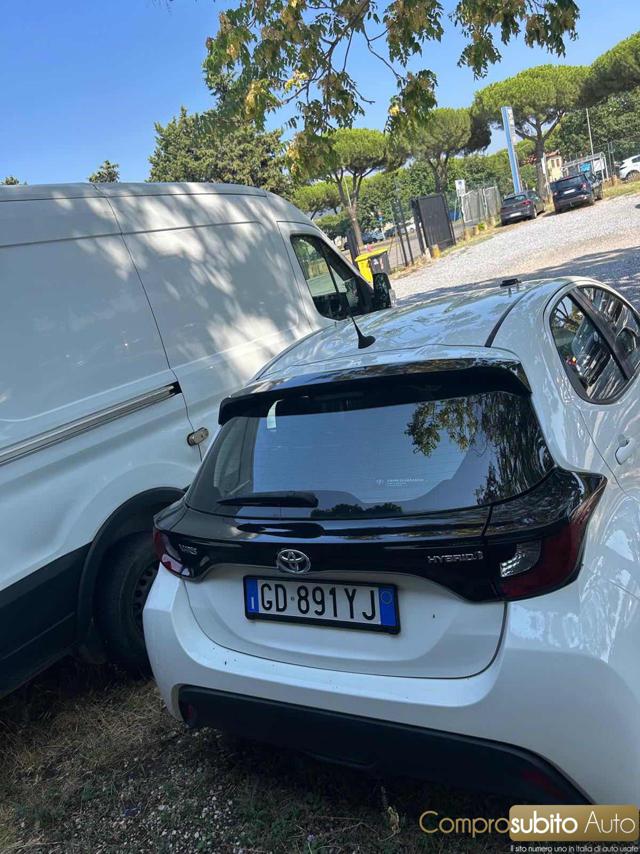 Toyota Yaris 1.5 Hybrid 5 porte Trend - foto 3 di 4