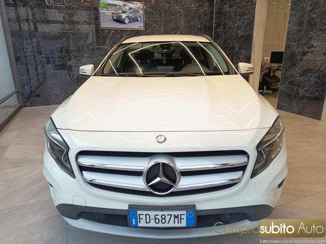 Mercedes-Benz GLA 200 d Automatic 4Matic Premium usato a PRATO