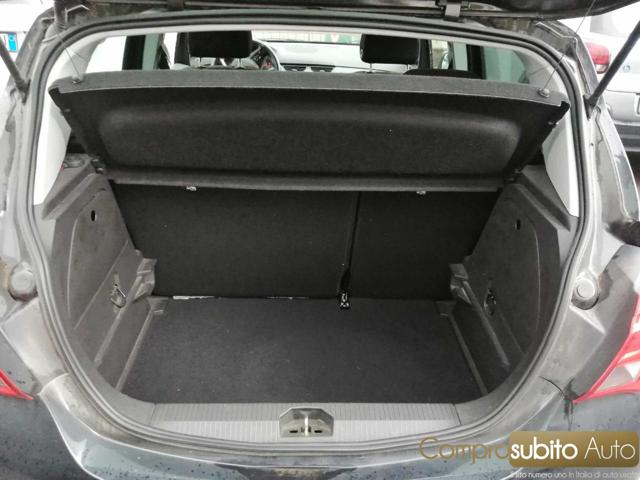 Opel Corsa 1.2 5 porte Cosmo - foto 3 di 4