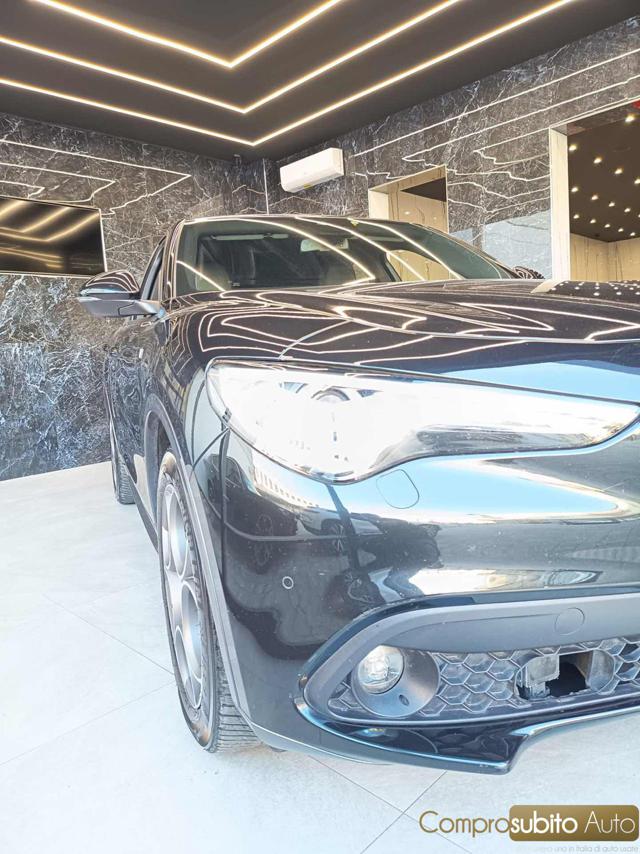 Alfa Romeo Stelvio 2.2 Turbodiesel 210 CV AT8 Q4 Veloce - foto 3 di 4
