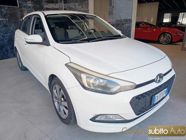 Hyundai i20 1.1 CRDi 12V 5 porte Comfort - foto 3 di 4