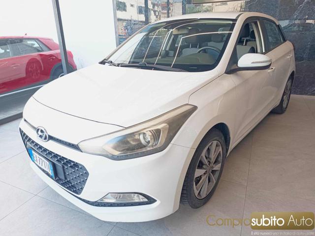 Hyundai i20 1.1 CRDi 12V 5 porte Comfort - foto 2 di 4