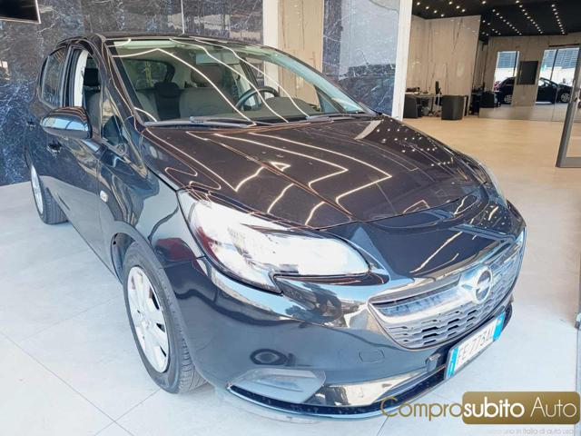 Opel Corsa 1.2 5 porte Cosmo - foto 2 di 4