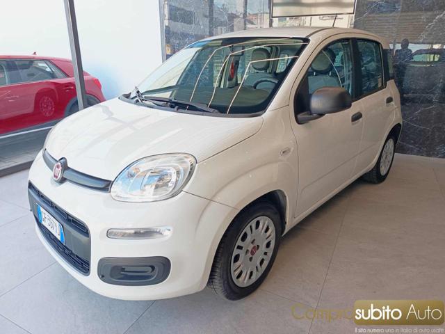 Fiat Panda 1.0 FireFly S&S Hybrid City Life - foto 2 di 4