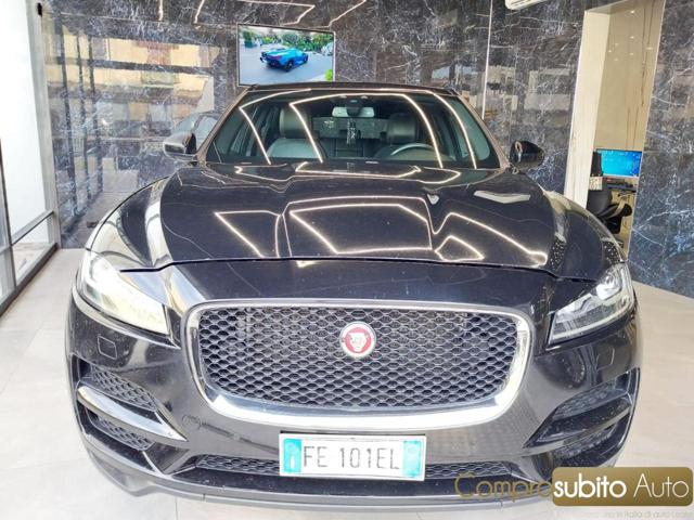 Jaguar F-Pace 2.0 D 180 CV AWD aut. Portfolio, del 2016, 302.000 km, in vendita a Prato (PO)