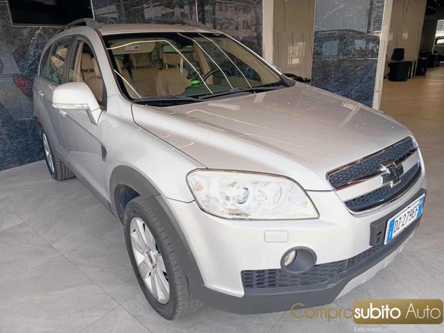 Chevrolet Captiva 2.0 VCDi LTZ - foto 2 di 4