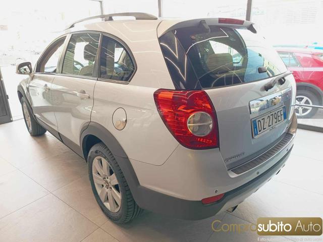 Chevrolet Captiva 2.0 VCDi LTZ - foto 4 di 4