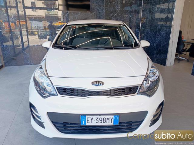 Kia Rio 1.1 CRDi 5p. Cool, del 2015, 185.000 km, in vendita a Prato (PO)