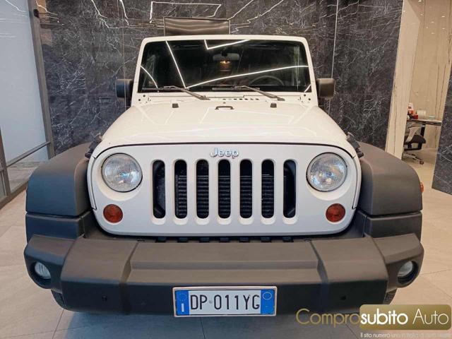 Jeep Wrangler 2.8 CRD DPF Rubicon Auto, del 2008, 241.000 km, in vendita a Prato (PO)