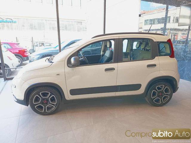 Fiat Panda 1.0 FireFly S&S Hybrid - foto 4 di 4