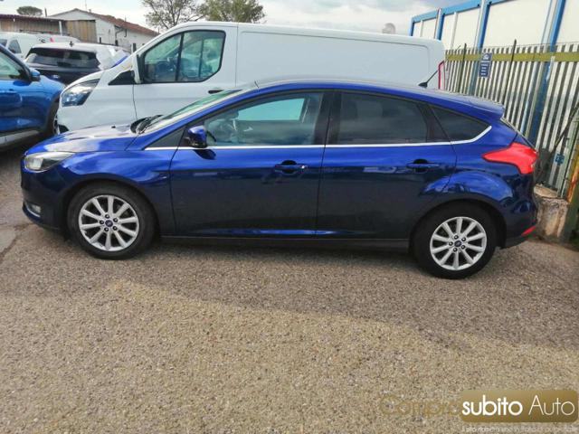 Ford Focus 1.0 EcoBoost 100 CV Start&Stop Plus - foto 2 di 4