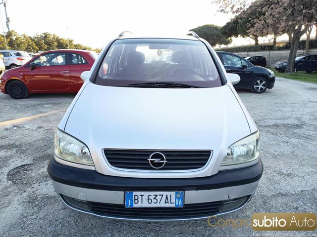 Opel Zafira 2.0d, del 1999, 365.000 km, in vendita a Prato (PO)