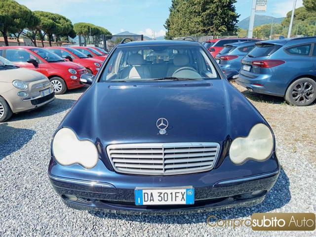 Mercedes-Benz C 220 CDI cat S.W. Elegance Sport, del 2006, 278.000 km, in vendita a Prato (PO)