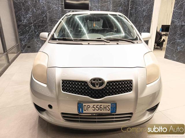 Toyota Yaris 1.0 5 porte, del 2008, 177.000 km, in vendita a Prato (PO)