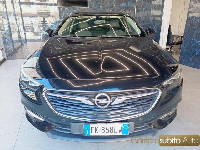 Opel Insignia 2.0 CDT 170CV Start&Stop Sports Tourer Cosmo, del 2017, 114.000 km, in vendita a Prato (PO)