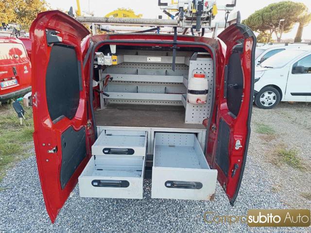 Fiat Fiorino 1.3 MJT 80CV + IVA 22%, del 2016, 139.000 km, in vendita a Prato (PO)