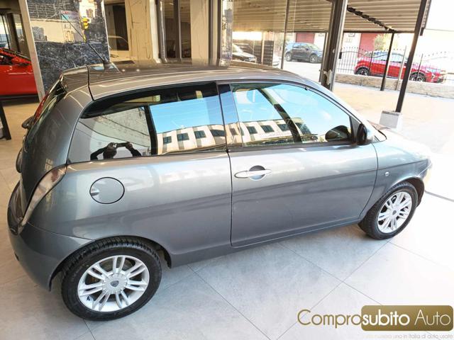 Lancia Ypsilon 1.3 MJT 75 CV Diva - foto 4 di 4