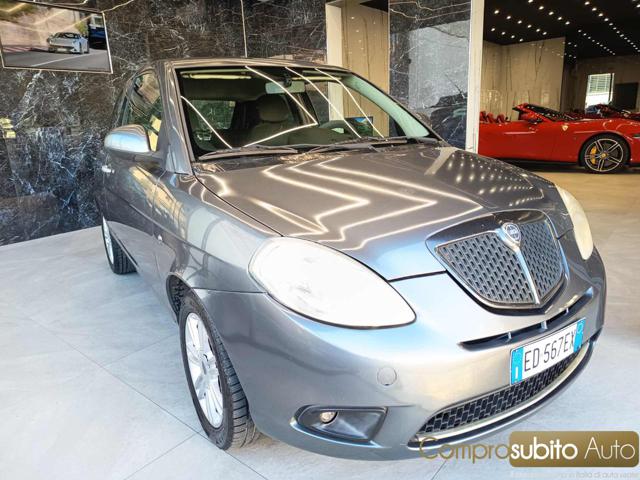 Lancia Ypsilon 1.3 MJT 75 CV Diva - foto 3 di 4