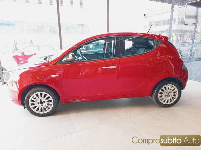 Lancia Ypsilon 1.0 FireFly 5 porte S&S Hybrid Ecochic Gold - foto 4 di 4