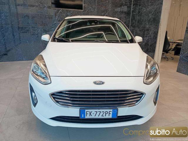 Ford Fiesta 1.2 60CV 5 porte Business, del 2017, 180.000 km, in vendita a Prato (PO)