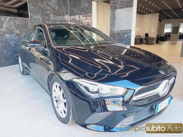 Mercedes-Benz CLA 180 Automatic Shooting Brake Sport - foto 3 di 4