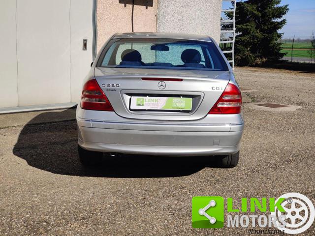 Mercedes-Benz C 220 d Avantgarde ASI CRS - foto 2 di 4
