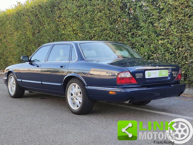 Jaguar XJ8 4.0 V8 32V 284 CV Automatic Executive - foto 3 di 4