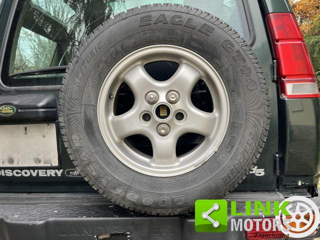 Land Rover Discovery 2.5 Tdi 136 CV TD5 d'epoca a CAVA MANARA
